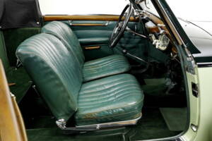Bild 16/21 von Mercedes-Benz 540 K Cabriolet A (1937)