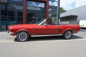 Image 2/39 of Ford Mustang 390 GTA (1967)