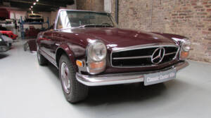 Bild 1/23 von Mercedes-Benz 280 SL (1969)