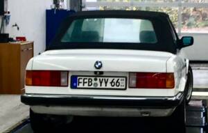 Bild 3/10 von BMW 325i (1987)