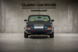 Imagen 3/99 de Daimler Double Six (1993)