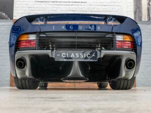 Immagine 42/46 di Jaguar XJ 220 (1993)