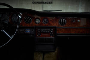 Image 55/99 de Rolls-Royce Corniche I (1979)