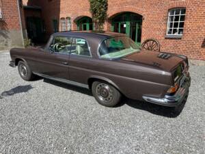 Image 3/20 of Mercedes-Benz 280 SE 3,5 (1971)