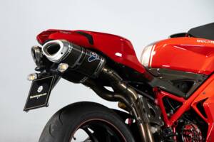 Immagine 17/50 di Ducati DUMMY (2011)