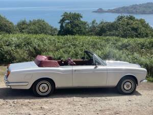 Afbeelding 4/12 van Bentley Corniche I (1971)