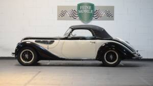 Image 10/33 de BMW 327 (1940)