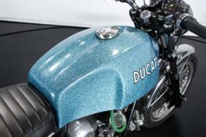 Image 48/50 of Ducati 750 GT (1972)