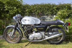 Image 2/26 of Norton Commando 920 (1976)