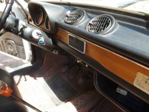 Image 50/50 de FIAT 127 (1972)