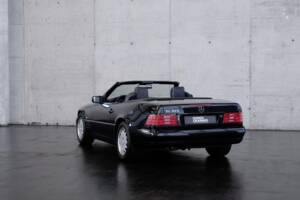 Image 6/46 of Mercedes-Benz SL 320 (1998)