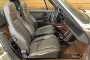 Image 7/19 of Porsche 911 SC 3.0 (1983)