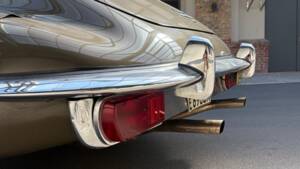 Image 34/81 de Jaguar Type E (2+2) (1969)