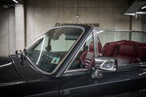 Imagen 30/100 de Rolls-Royce Corniche IV (1995)