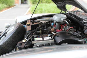 Image 8/22 of Citroën DS 21 Pallas (1966)