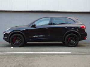 Imagen 5/97 de Porsche Cayenne Turbo (2011)