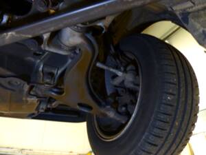 Image 35/83 de Mercedes-Benz E 220 (1996)