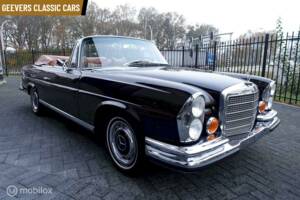Image 2/14 of Mercedes-Benz 280 SE 3,5 (1970)