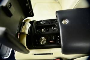 Image 34/50 of Rolls-Royce Phantom Coupé (2012)