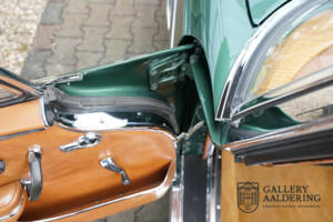 Image 26/50 of Mercedes-Benz 220 SE b (1964)