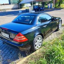 Image 3/4 of Mercedes-Benz SLK 200 (1998)