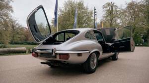 Bild 78/81 von Jaguar E-Type V12 (2+2) (1971)