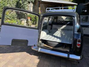 Bild 7/8 von Peugeot 403 LD Familiare (1961)