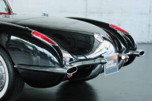 Image 24/50 de Chevrolet Corvette (1959)