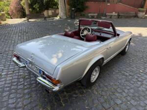 Bild 19/97 von Mercedes-Benz 280 SL (1969)