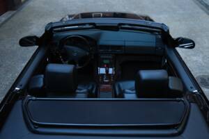 Image 65/100 of Mercedes-Benz SL 600 (1998)