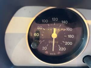 Bild 54/60 von Peugeot 504 V6 Coupe (1975)