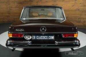 Image 15/19 of Mercedes-Benz 600 (1967)