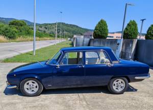 Image 4/50 of Alfa Romeo 2000 Berlina (1972)