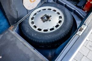 Image 21/21 of Mercedes-Benz 300 SL (1987)