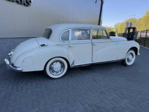 Afbeelding 8/50 van Mercedes-Benz 300 c (1956)
