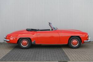 Image 25/53 de Mercedes-Benz 190 SL (1962)