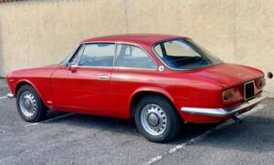 Bild 9/19 von Alfa Romeo Giulia 1300 GT Junior (1969)