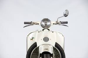 Image 32/50 of Moto Guzzi Galletto (1962)