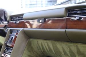 Bild 54/76 von Mercedes-Benz 280 SE (1977)