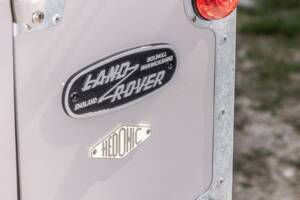 Bild 3/11 von Land Rover Defender 90 Td5 (2002)