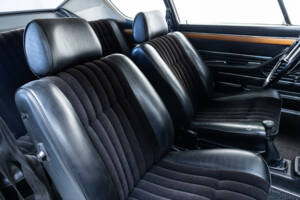 Image 13/26 de Audi 100 Coupe S (1973)