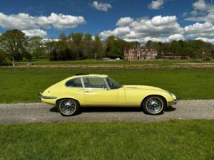 Imagen 2/39 de Jaguar E-Type V12 (2+2) (1972)