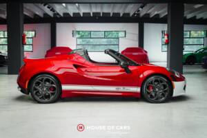 Image 5/25 of Alfa Romeo 4C Spider (2016)