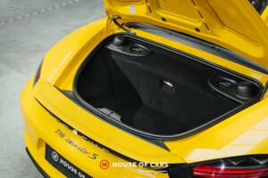 Image 13/25 of Porsche 718 Boxster S (2016)