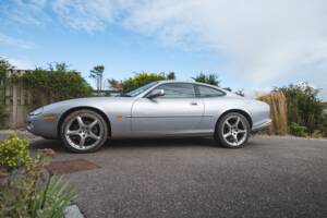 Imagen 30/50 de Jaguar XK8 4.0 (2000)