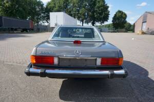 Image 11/36 of Mercedes-Benz 560 SL (1986)