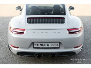 Bild 18/32 von Porsche 911 Carrera (2018)