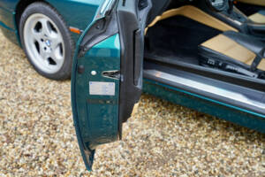 Image 21/50 of BMW 850CSi (1994)