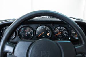 Imagen 12/32 de Porsche 911 SC 3.0 (1983)