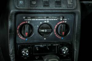 Bild 21/50 von Mercedes-Benz 300 TD Turbodiesel (1981)